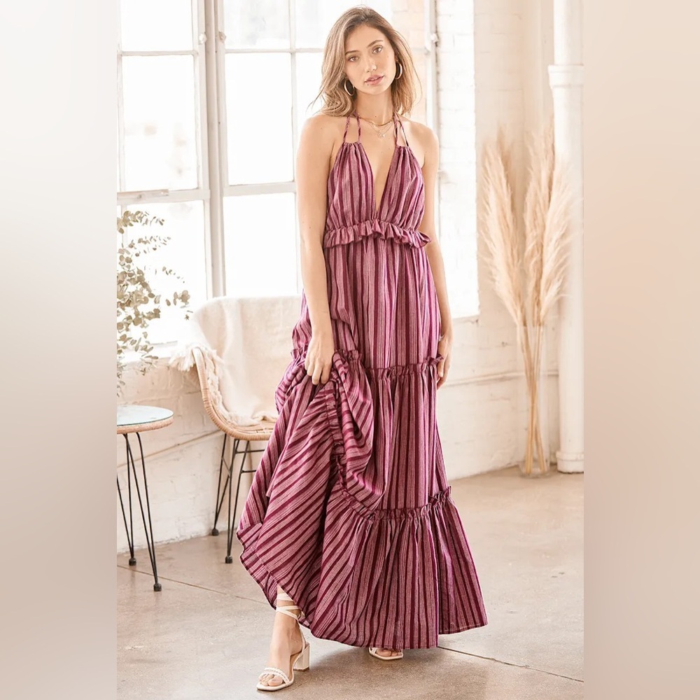 Lulu’s Vacay Babe Burgundy Striped Halter Maxi Dress XS